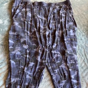 Lane Bryant camo blue pants cargo!